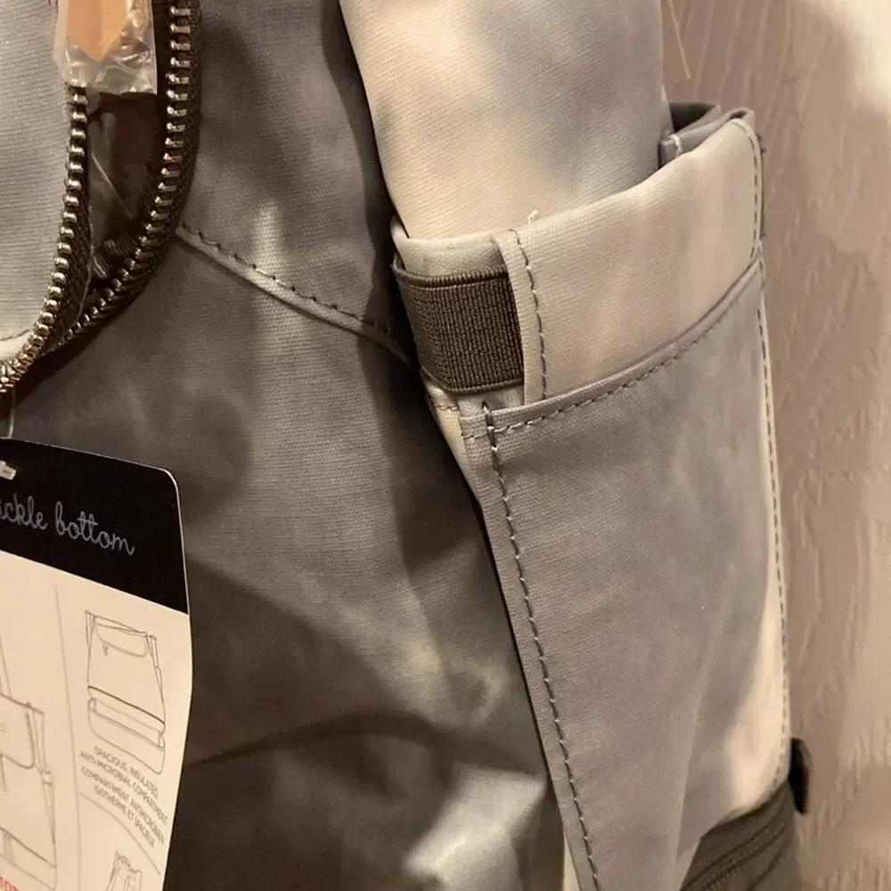 Petunia Pickle Bottom bnwt petunia